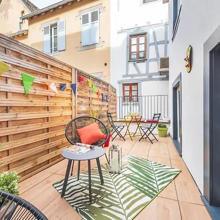 Апартаменты La Cachette Balcon Secret Cathedrale