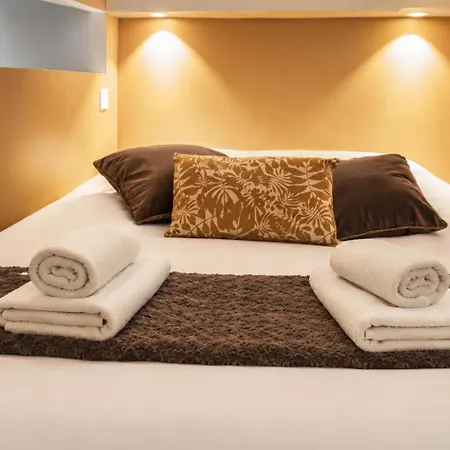 La Cachette Balcon Secret Cathedrale Apartment